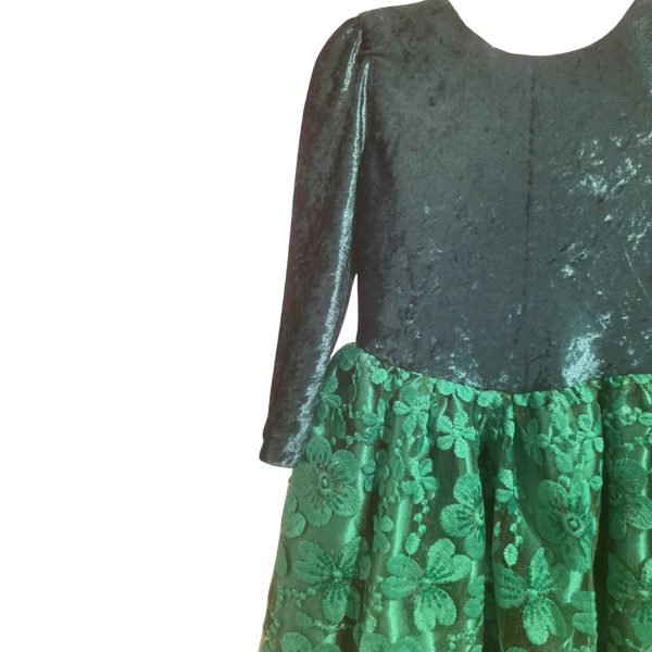 EMERALD FLOWER | Emerald Green Velvet & Lace A-Line Dress